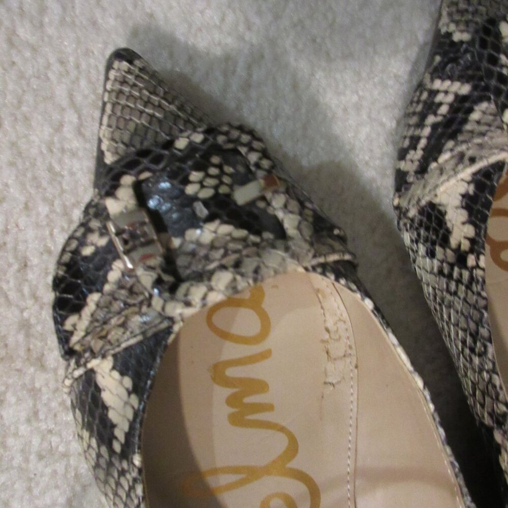 COOL Sam Edelman Snakeskin Flats With Buckle - Picture 5 of 6